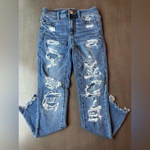American Eagle High rise Jegging cropped distressed stretch